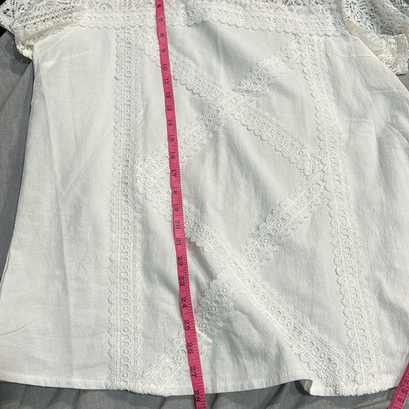 New without tags white lace top size large. - Picture 5 of 5